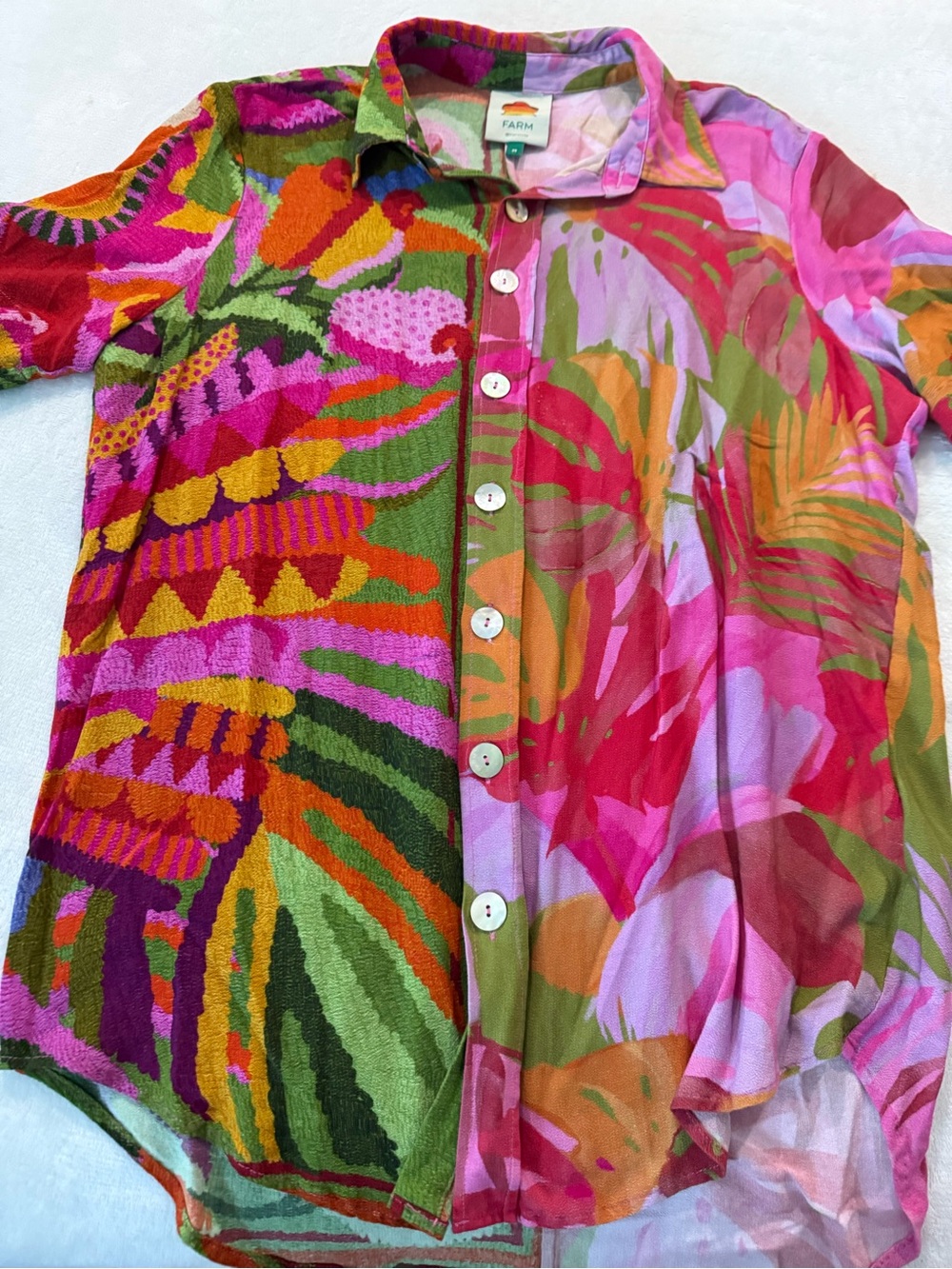 Farm Rio Women’s Medium Colorful Tropical Button Blouse D73